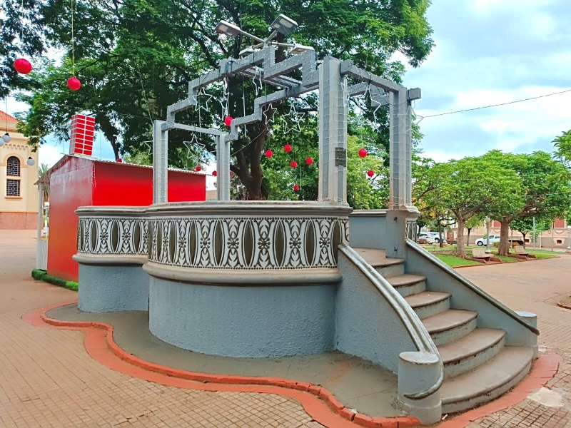 Turismo coreto-de-itapui